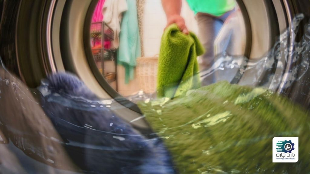 علت جمع شدن آب در داخل ماشین لباسشویی