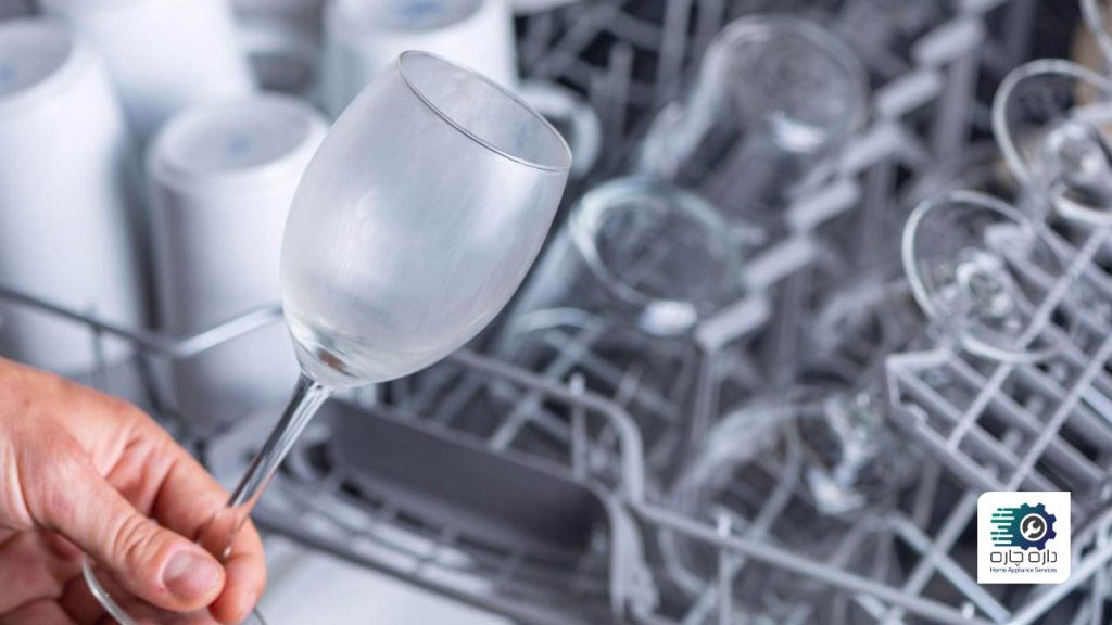 تشکیل لایه سفید روی ظروف شیشه ای در ماشین ظرفشویی