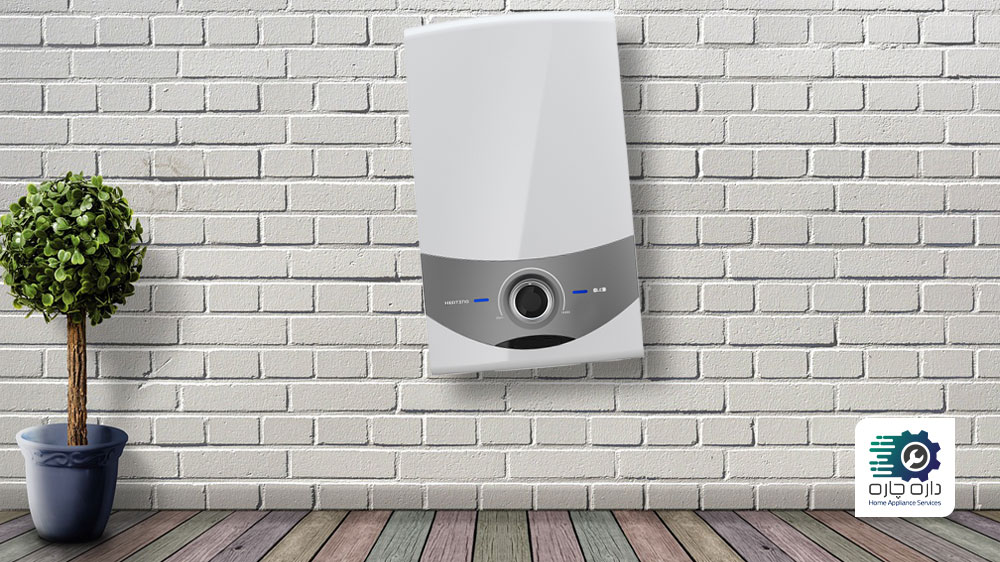 پکیج آب گرمکن بطور کج و نا صحیح روی دیوار نصب شده