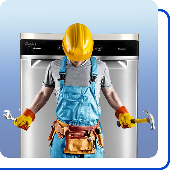 repairing-whirlpool-dishwasher-machine تعمیرکار در کنار ماشین ظرفشویی ویرپول ایستاده است